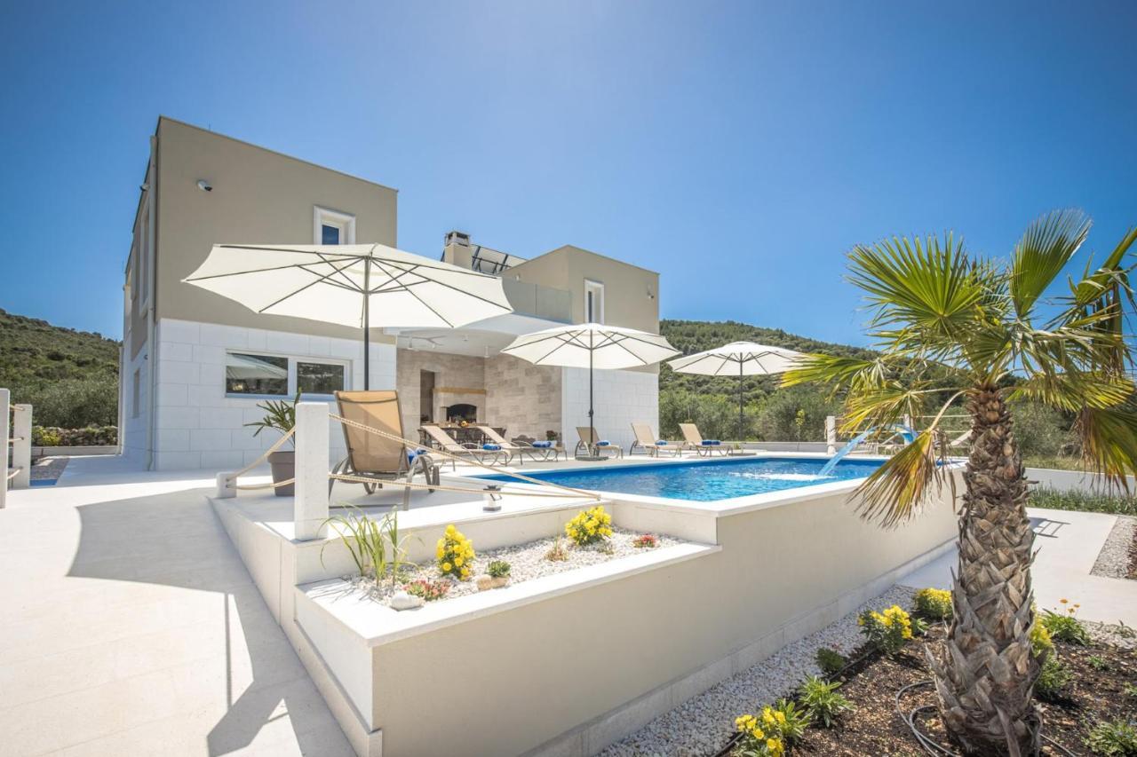 Villa Hileja Marina Esterno foto